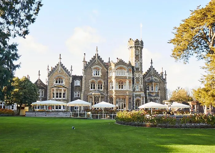 Explore the Top Accommodations in Windsor, United Kingdom