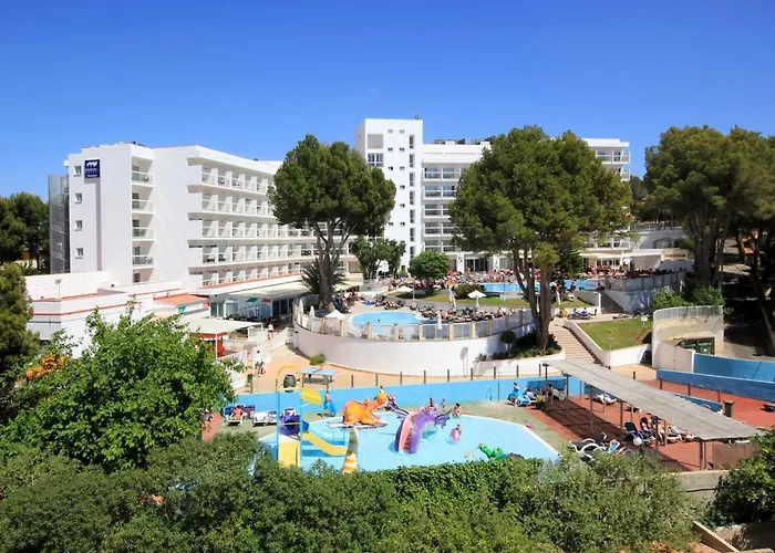 Experience Unforgettable Accommodations at Alua Hotels Palma de Mallorca