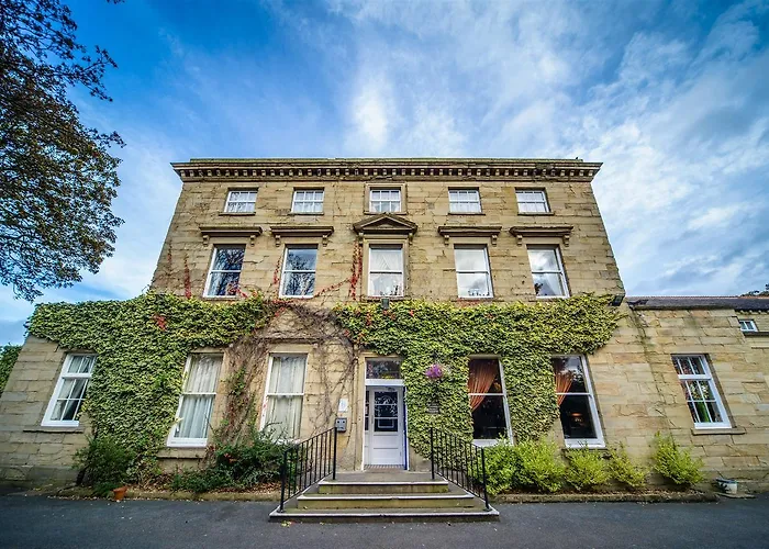 Discover the Best Cleckheaton Hotels for Your Stay in United Kingdom