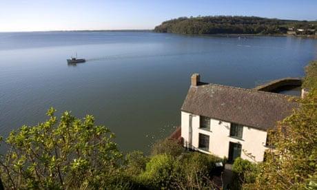 Follow in the footsteps of Dylan Thomas | Cultural trips
