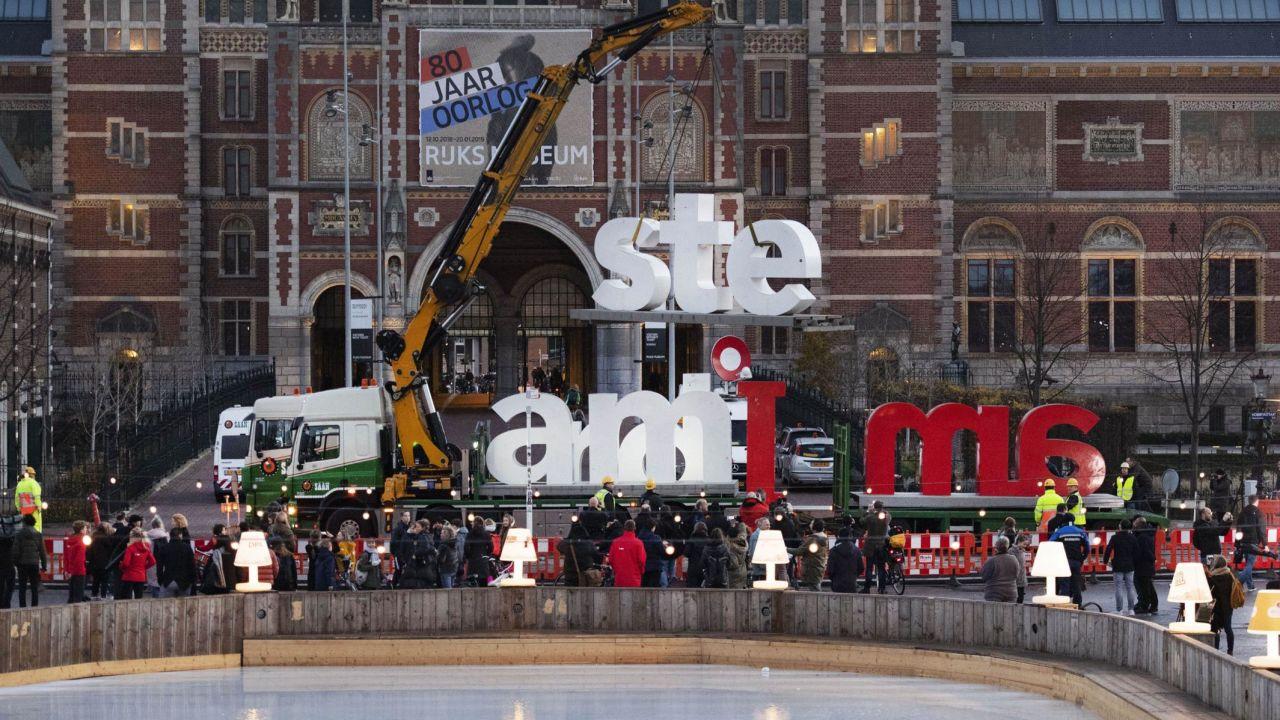 Amsterdam fights overtourism: Go see rest of the Netherlands